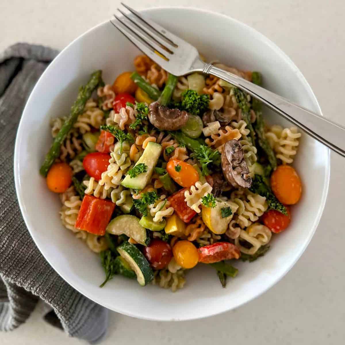 Customize Your Roasted Vegetable Pasta Salad: Tips & Variations